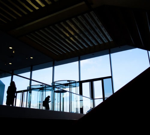 em6kYIungTXIheHoSzJU